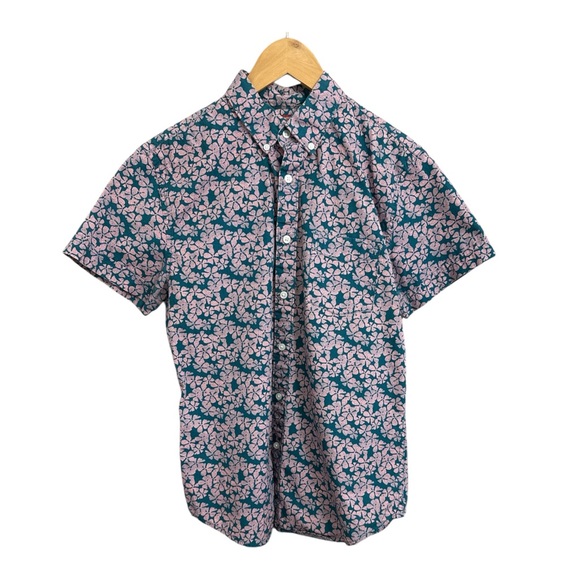 Arizona Jean Company Other - Arizona Jean Company Men's Shirt - Navy and Pink Floral